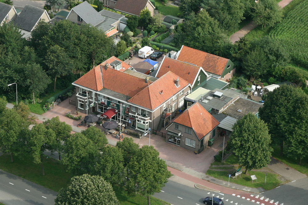 Hotel-Eetcafe D'Olde Heerd Balkbrug エクステリア 写真